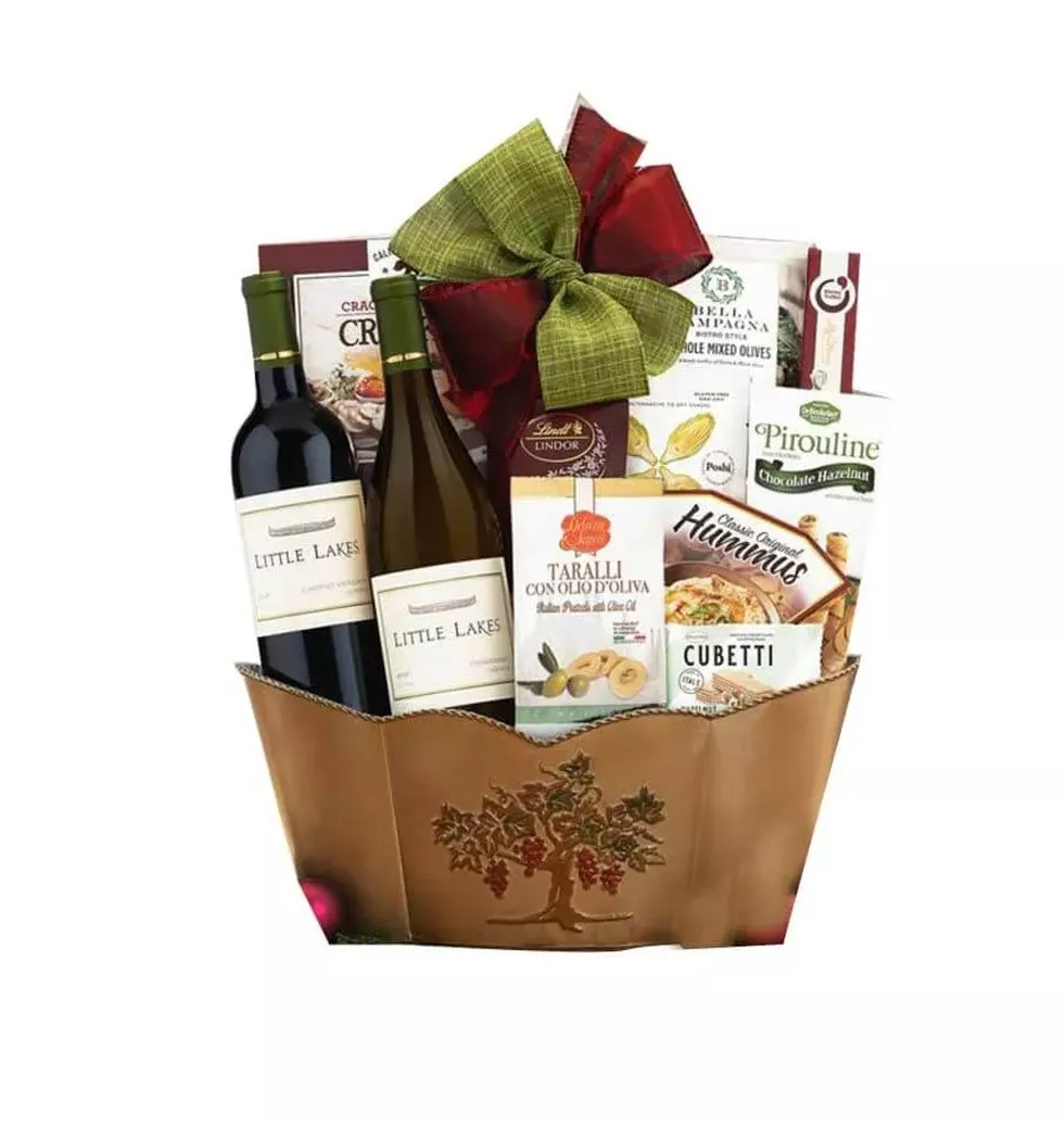 Double Delight Wine Basket For Every Occasion