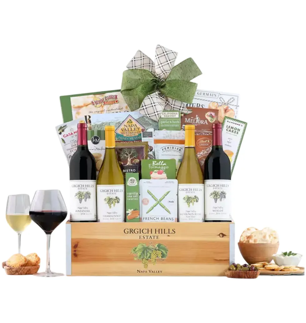 Elegant Christmas Vineyard Feast Box