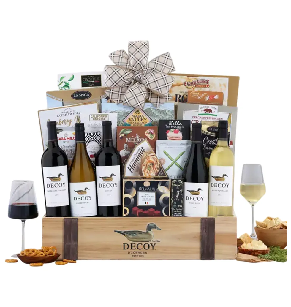 Majestic Christmas Wine Indulgence Gift